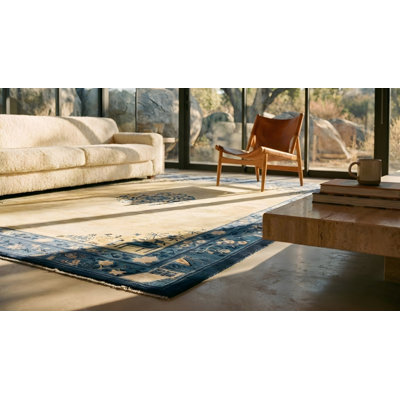 Tapis antique chinois antique de couleur crème clair