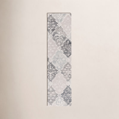 Garvin Hand-Tufted Wool Floral Rug