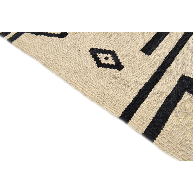 Tapis ivoire 8 x 10 Petrella