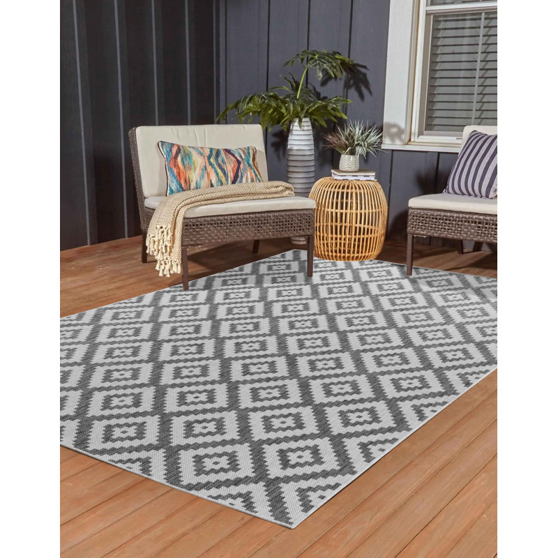 Baylen Geometric Indoor / Outdoor Area Rug, Rectangle 160 x 230cm