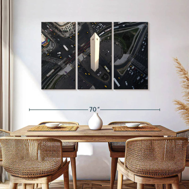 Lilie Buenos Aires Obelisk, 24" H x 38" W