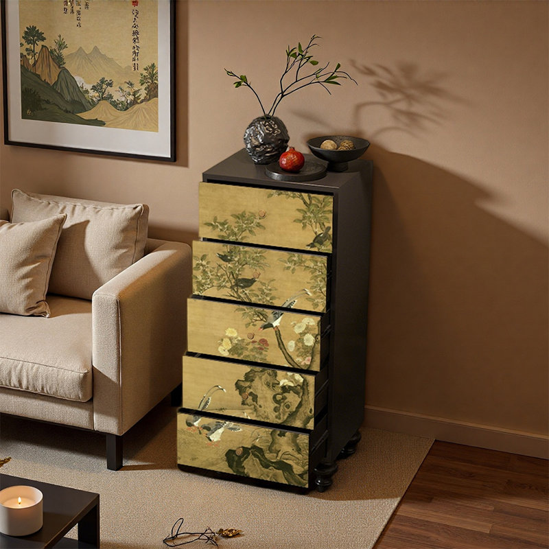 Armoire décorative spacieuse