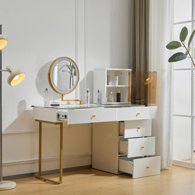 Bahiyah Dressing Table with Mirror