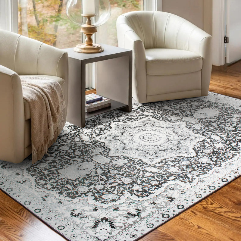 Gray Washable Synthetic 5' x 7' Rectangular Rug