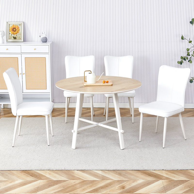 Collection de table et de chaises avec pieds en métal robustes, convient aux pieds de bureau de diverses occasions en blanc, élégant et moderne, convient aux réunions de famille, sièges 4