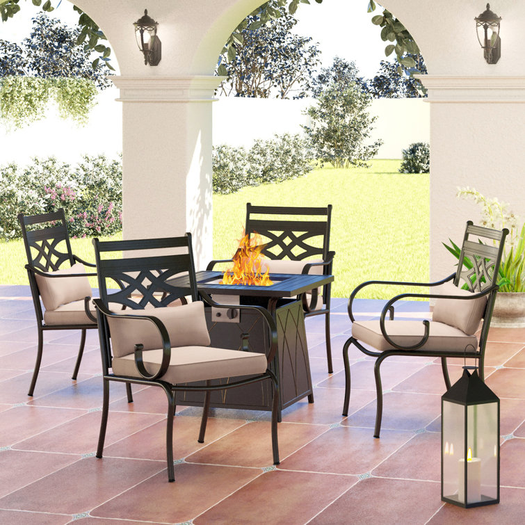 Square 4 - Person 28.35'' Long Dining Set With Cushions