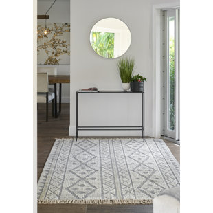 Elick Geometric Handwoven Wool/Cotton Black/Gray Area Rug
