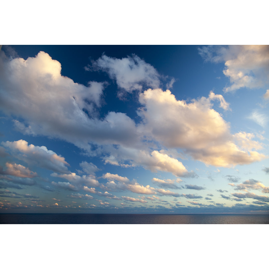 Cumulus Clouds von Terraxplorer - Druck ohne Rahmen auf Leinwand