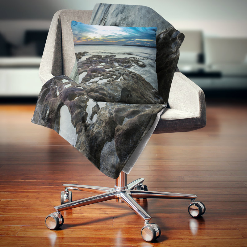 Coussin lombaire cityscape australie mer foncé magnifique, Carrée 18 po x 18 po
