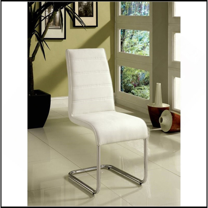 Ensemble de 2 chaises latérales en similicuir rembourrées au fini chrome
