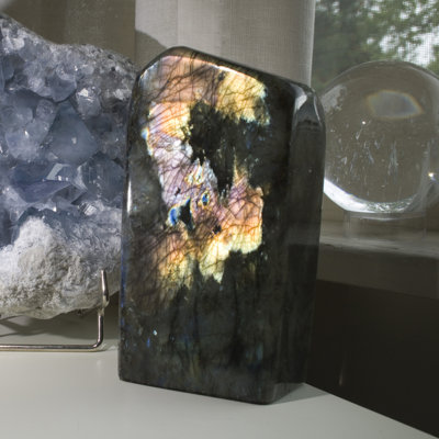 Tour Labradorite Adalaya polie naturellement irisée
