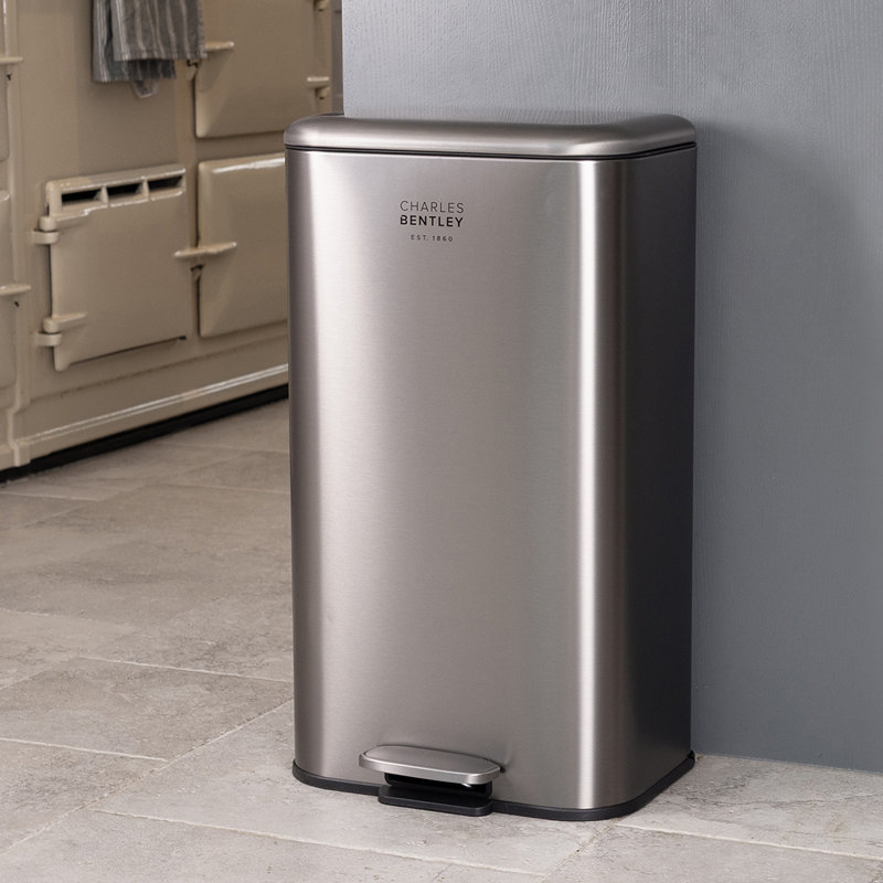 30L SLIMLINE KITCHEN PEDAL BIN Matt SS