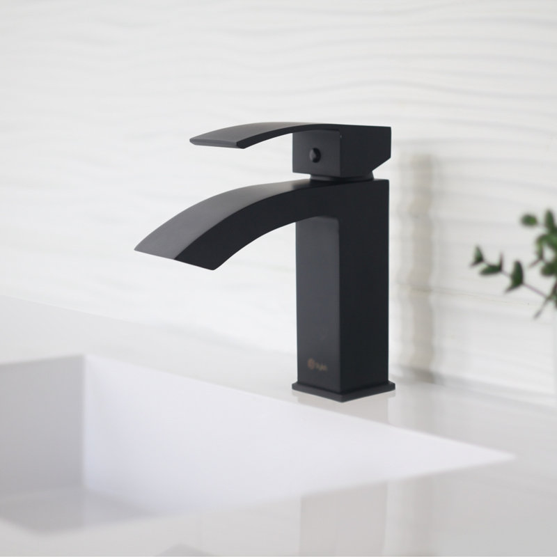 Stylish Sabana One-Handle 7" Centerset Bathroom Faucet, Black