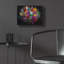  «Purple Flower Bomb» par Heather Gauthier, art mural en verre acrylique, 16 po x 12 po