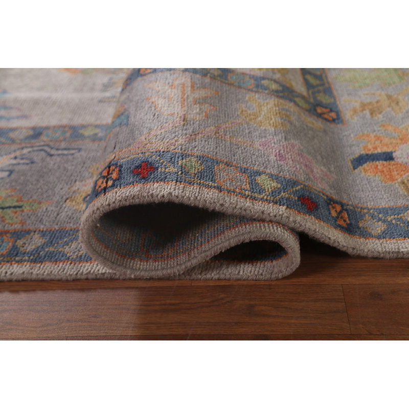 Tapis motif floral Earth Oushak 8 x 10 po