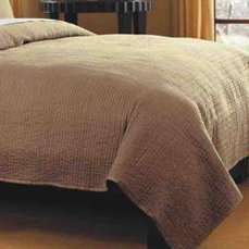 Classic Quilted Throw Blanket
