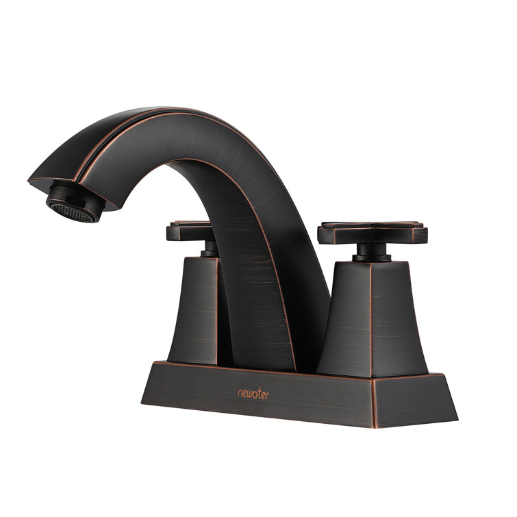 Centerset Bathroom Faucet with Drain Assembly
