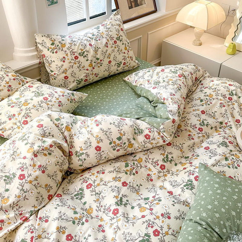 Polyester Floral Duvet Cover with Pillowcases