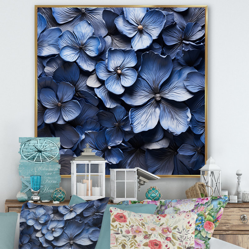 Beauté ornée bleue sur toile, H 30 po x l 30 po x P 1 po, Cadre flottant doré