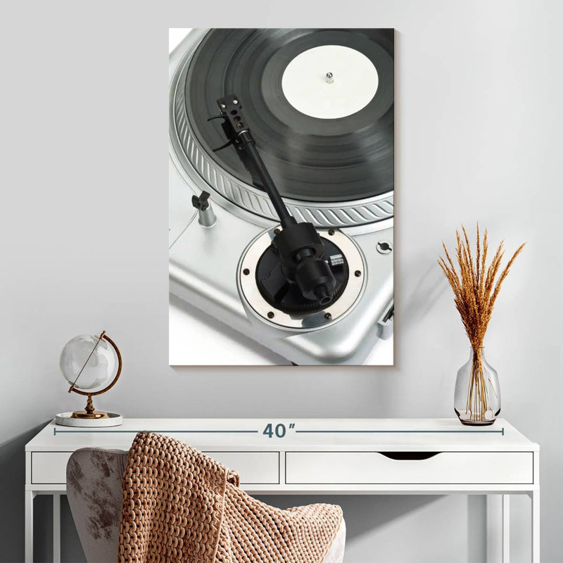 Abarca Silver Turntable, 30" H x 20" W