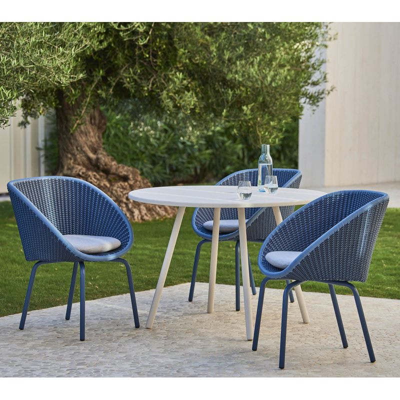 Area Outdoor Round Dining Table, White