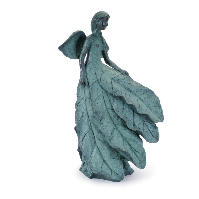 Statue de fée de jardin en pierre