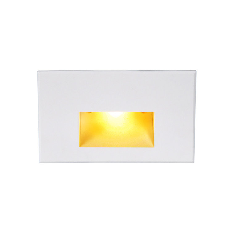 LEDme 120V Integrated LED Horizontal Step and Wall Light
