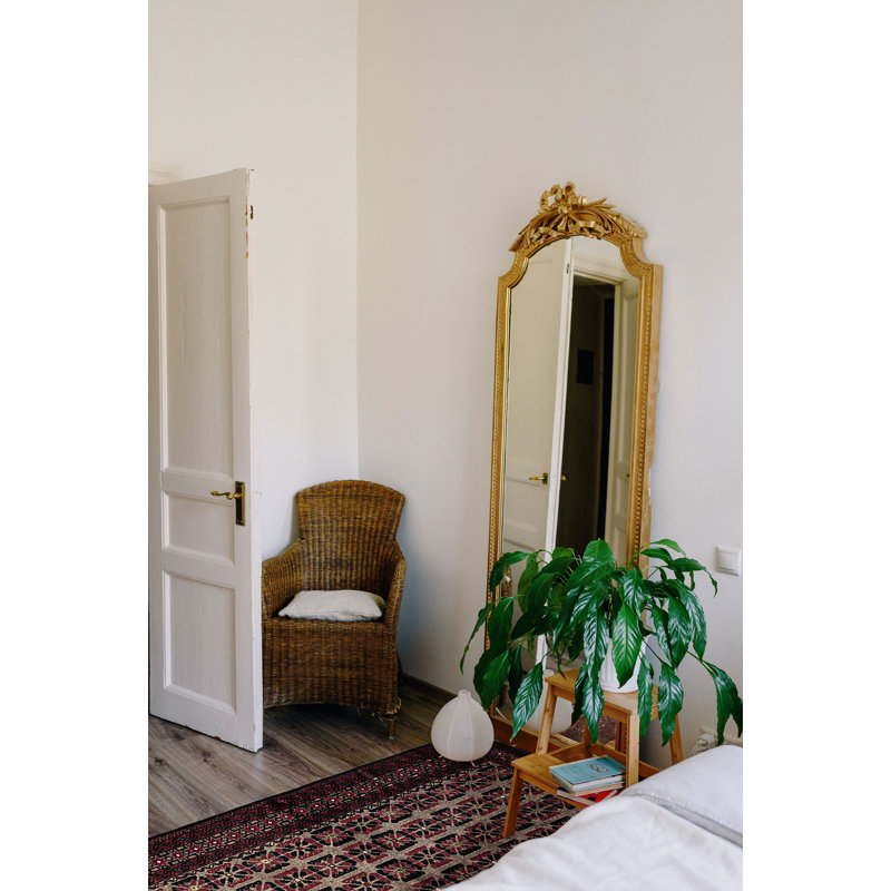 Tapis brun Baluch 3 pi 5 po x 6 pi 3 po