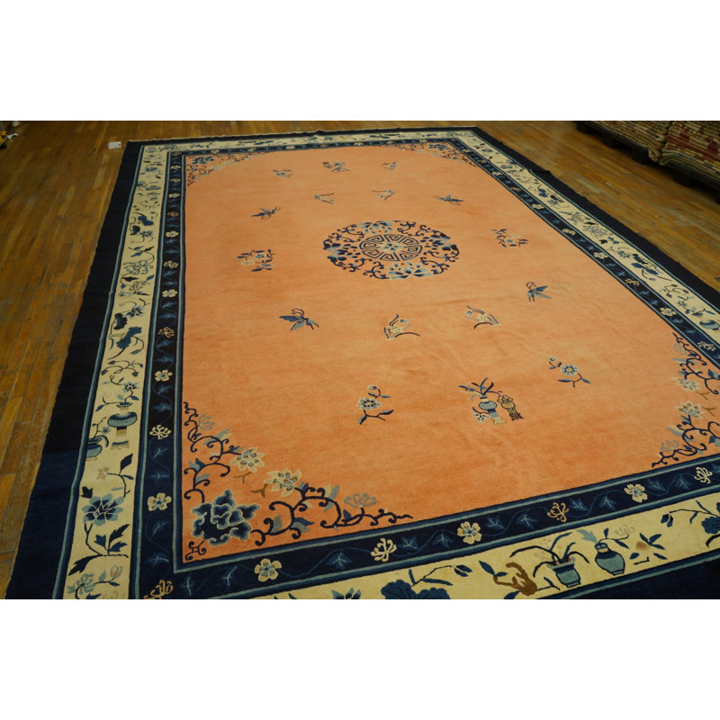 Tapis antique chinois à grandes médailles