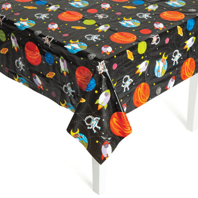 Tablecloth Roll
