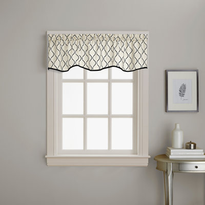 Bettie Geometric Tailored 58" Window Valance