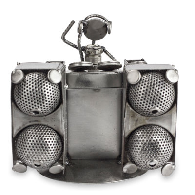 Figurine rustique dj auto part Freshour