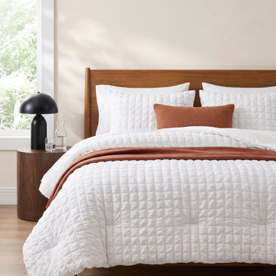 Crinkle Comforter Set