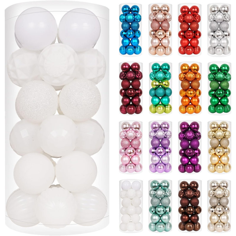 Ornement en forme de boule de couleur unie The Holiday Aisle®