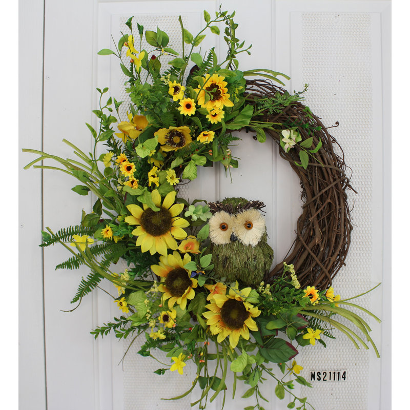 Handcrafted Faux Mixed Assortment Foam 24'' Wreath