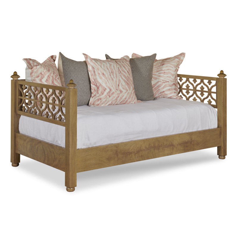 Poppy Daybed