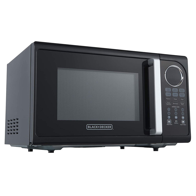 Black+Decker 0.9 Cubic Feet 900 Watt Countertop Microwave
