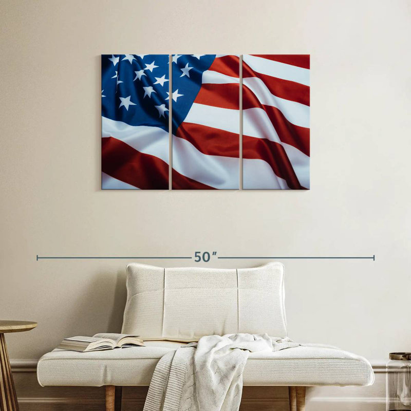 Borges Ruffled American Flag, 24" H x 38" W