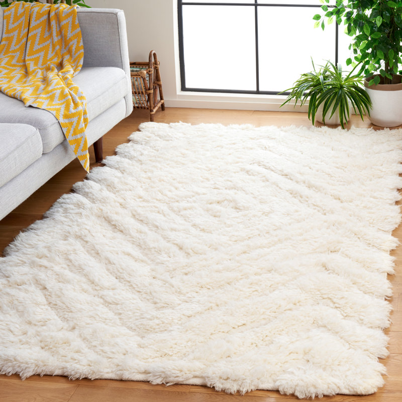 Dabria Wool Chevron Indoor Rug, Rectangle 5' x 8'