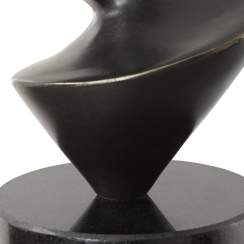 Sculpture en bronze Brayden Studio® Fazile