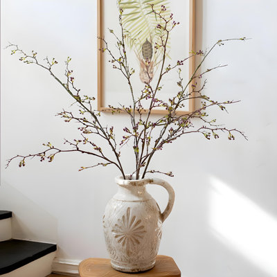 Ornements de fleurs simulées