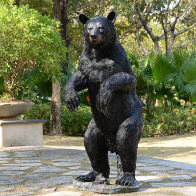 Statue d'ours noir debout