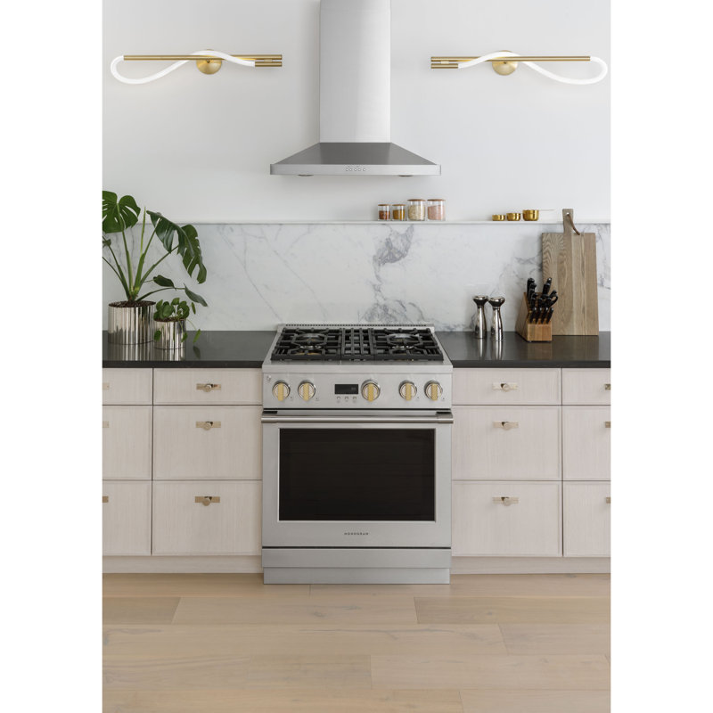 Monogram 30" Professional Range With 4 Burners, Natural Gas, 5.7 cu ft