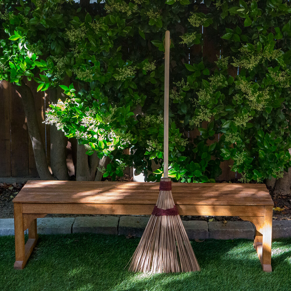 5 Best Outdoor Brooms - Sweep Your Garden, Decks, Sidewalks With Ease