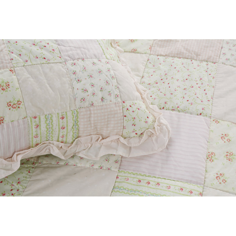 Paolini Pink Twin Quilt Set