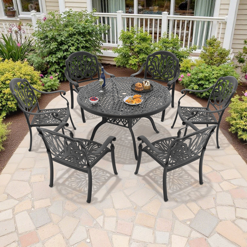 Ensemble de salle à manger d'extérieur rond de 122 cm (48,03 po) avec trou pour parasol, 6 chaises empilables, coussins bruns, ensemble de 7 pièces
