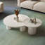 Table basse simple de style crème