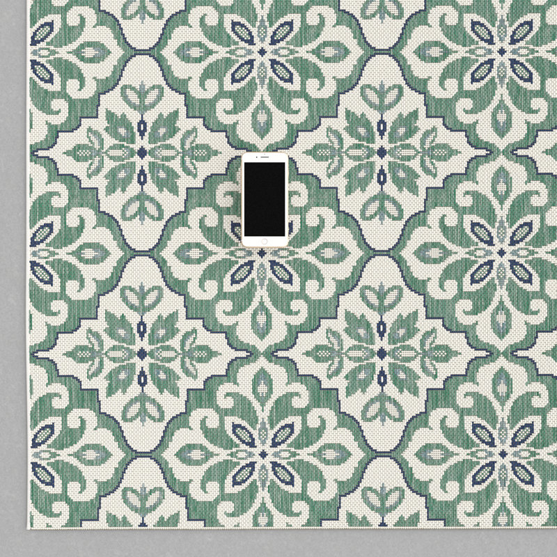 Carole Damask Indoor / Outdoor Area Rug, Rectangle 160 x 230cm