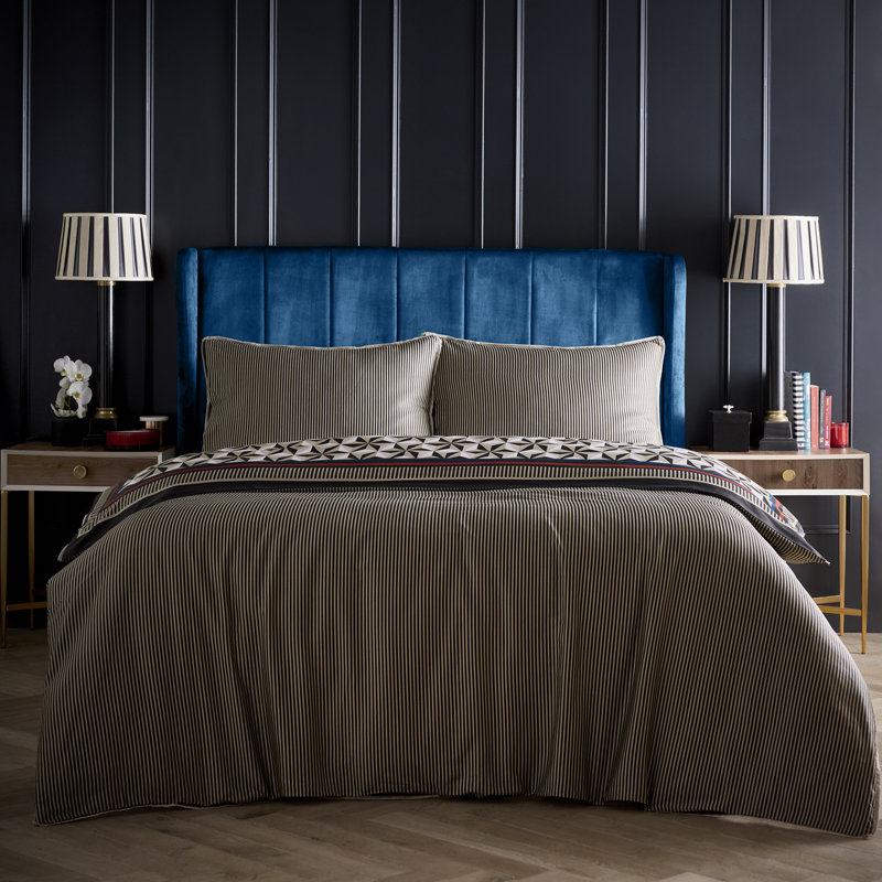 Laurence Llewelyn-Bowen Hero Duvet Cover Set Black, Double