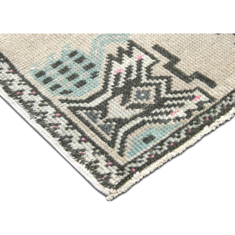 Yastic One-of-a-Kind 1'7" X 2'10" Area Rug